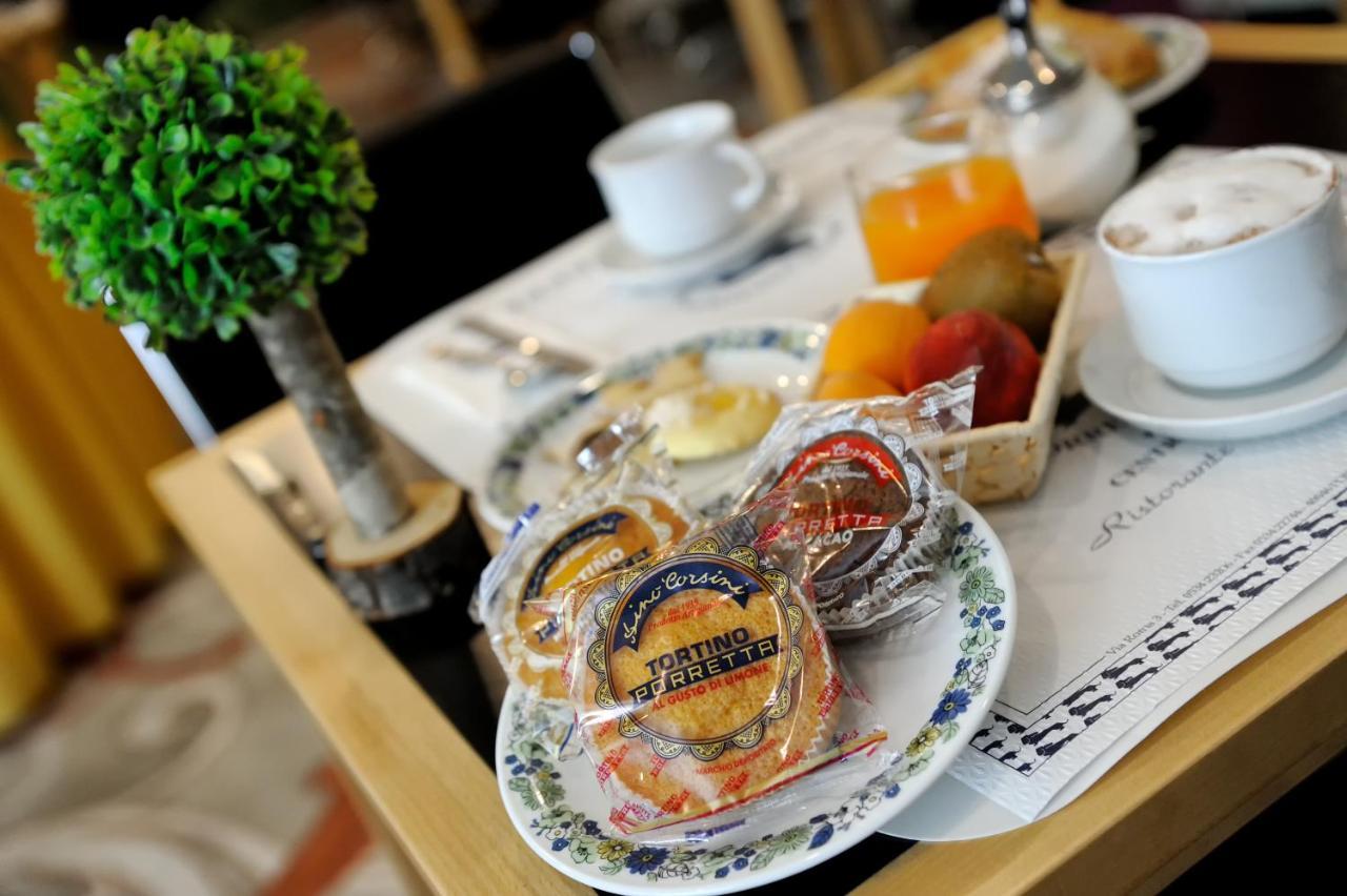 Hotel Santoli 포레타테르메 외부 사진