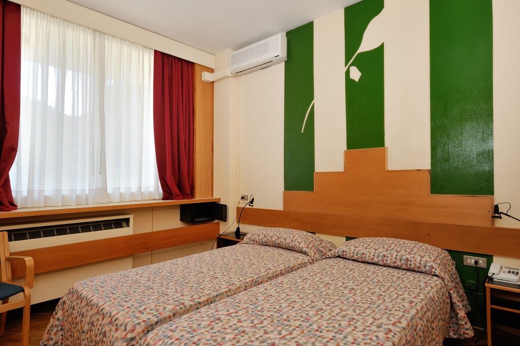 Hotel Santoli 포레타테르메 외부 사진